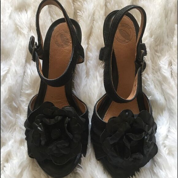 WEDGE SANDALS w Flowers! - Picture 1 of 2